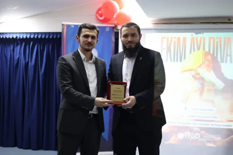 Ekim Ayı Divanı fotoğraf 7