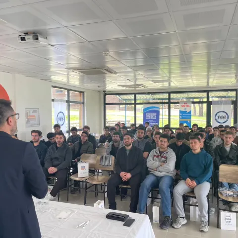 İTÜ, Yıldız ve Göztepe teşkilatlarımız, mühendis adayı üniversite öğrencilerinin… fotoğraf 3