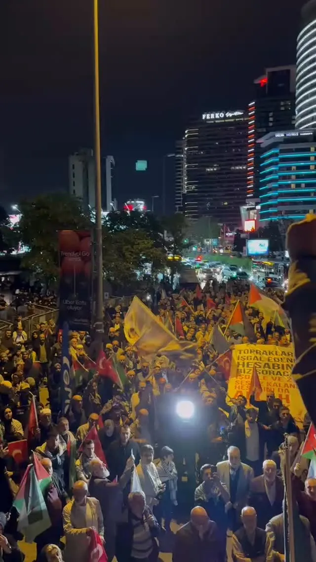 Sumud İçin Meydanlardayız!!