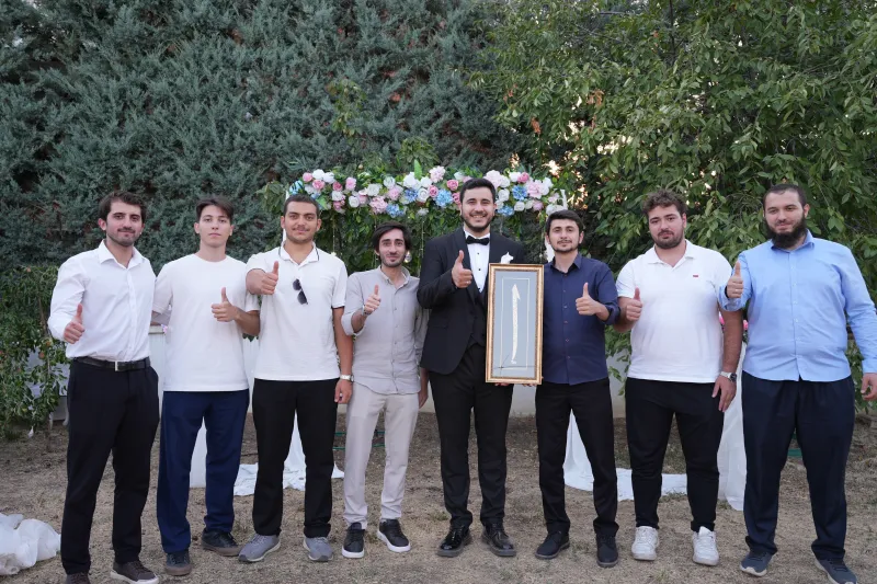 Komisyon üyelerimiz ve mezunlarımız ile birlikte komisyon üyemiz İbrahim Dinçsoy reisin…