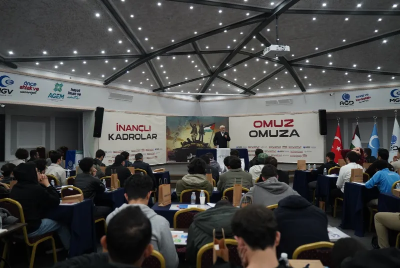 İnançlı Kadrolar Omuz Omuza